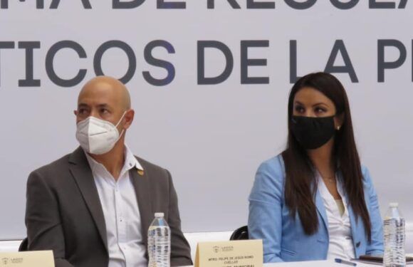 Reciben títulos de propiedad 43 encarnacionenses