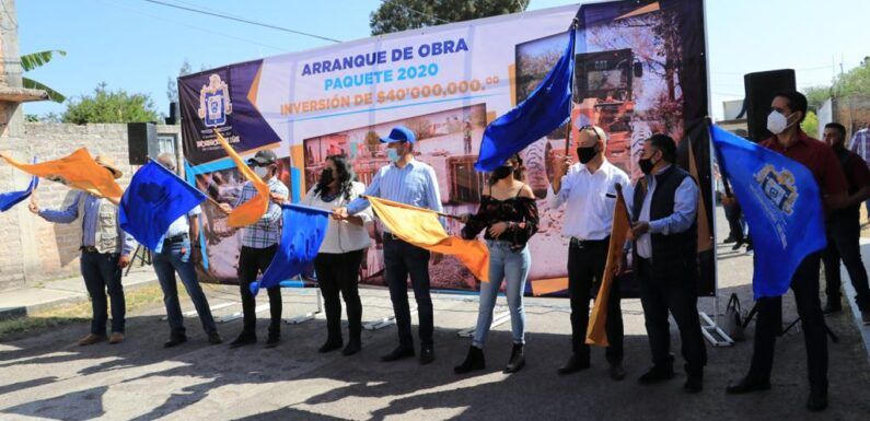 Arranca pavimentación de la calle Carmen González y Muñoz