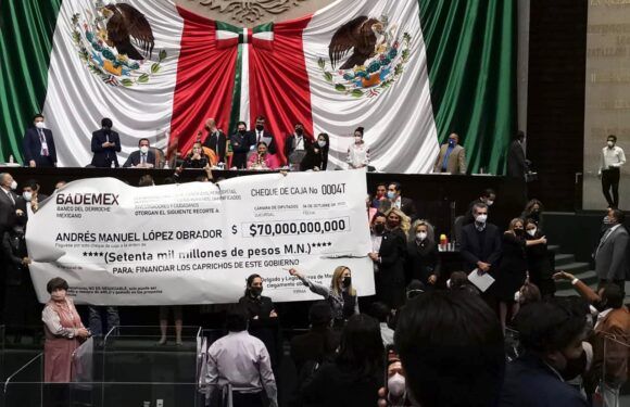 “Morena quiere regalar al Presidente, $101 mil millones del dinero para la salud”: Diputados Federales PAN
