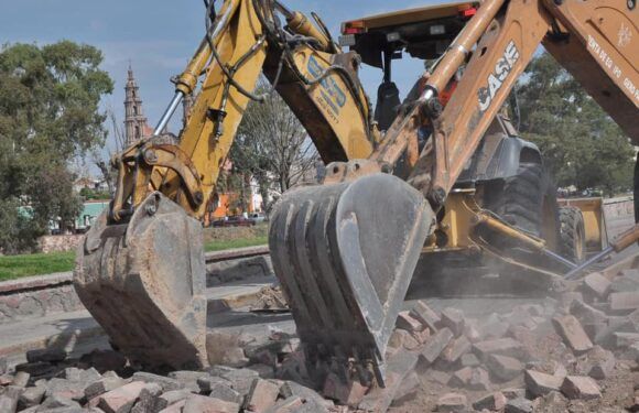 Da alcalde banderazo a maratón de obra pública en Lagos
