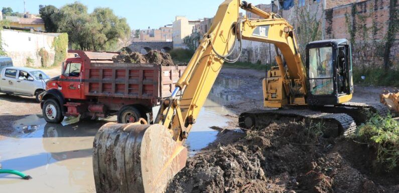 Inicia construcción de puente vehicular en la calle Zúñiga
