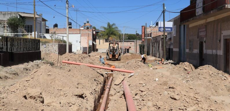 Avanzan los trabajos de rehabilitación en la calle José Ornelas