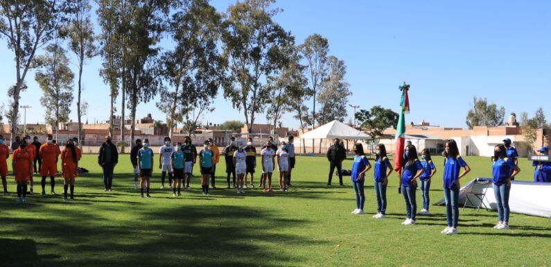 Encarnación de Díaz es sede del Torneo Regional Fútbol Tenis