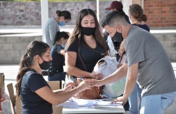 Encabeza Tecutli Gómez la segunda y tercera etapa de la entrega del programa Recrea