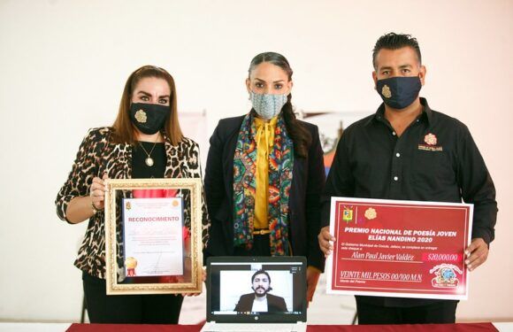 Entregan Premio Nacional de Poesía Joven Elías Nandino a Alan Paul Valdez