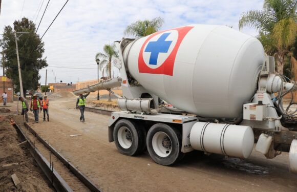 Avanzan trabajos de construcción del bulevar  José María Pino Suárez