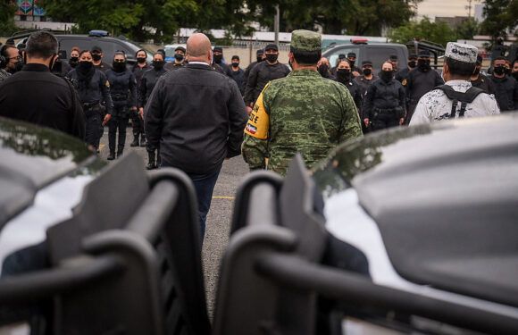 Estrena uniformes Policía Estatal