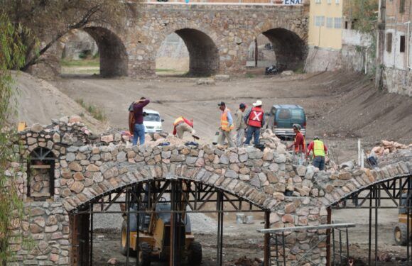 Avanzan los trabajos en la construcción del puente de la calle Zúñiga