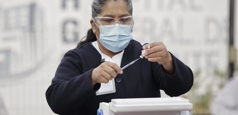 Anuncia Alfaro vacunación  a maestras y maestros de Jalisco, rumbo al regreso de clases