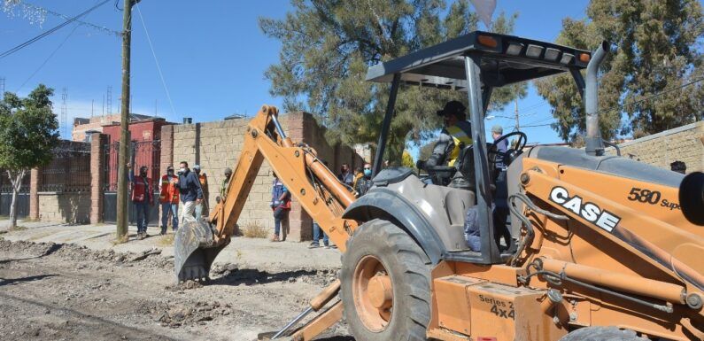 Inicia reconstrucción de la calle La Merced en Municipio Libre