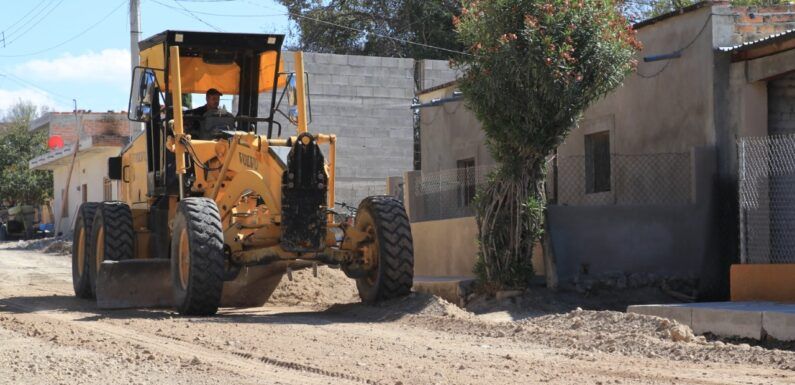 Inician trabajos en la calle Benito Juárez en San Sebastián del Álamo