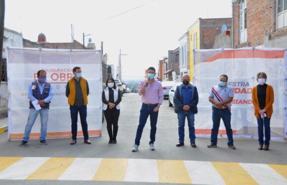 Entrega Tecutli Gómez vialidad totalmente renovada