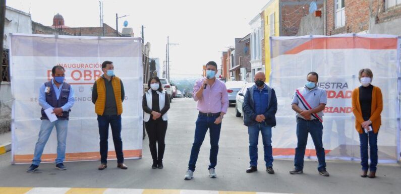Entrega Tecutli Gómez vialidad totalmente renovada