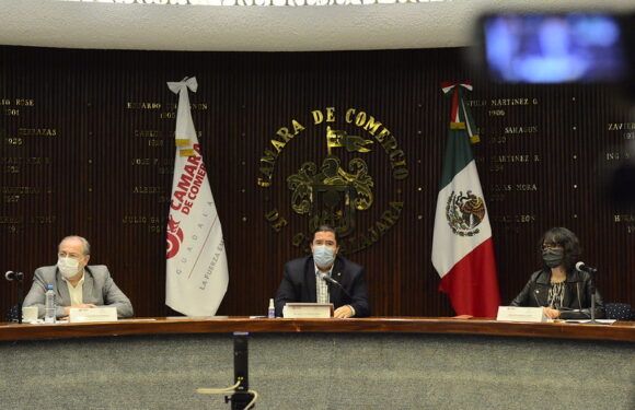 Inviable compra inmediata de vacunas contra COVID-19, afirma Comité para su compra en Jalisco