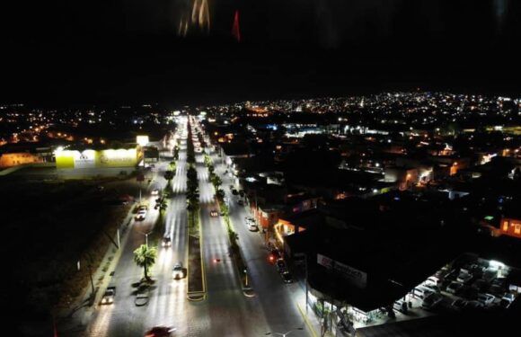 Con vialidades reconstruidas, carreteras de calidad y mayor iluminación, Tecutli Gómez impulsa el cambio en Lagos de Moreno