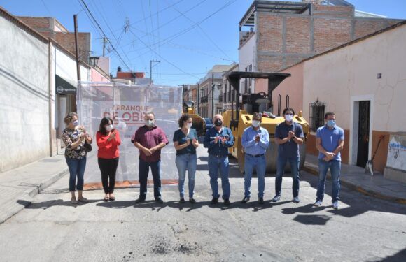 Rehabilitan calle Dr Camarena en el centro de la ciudad