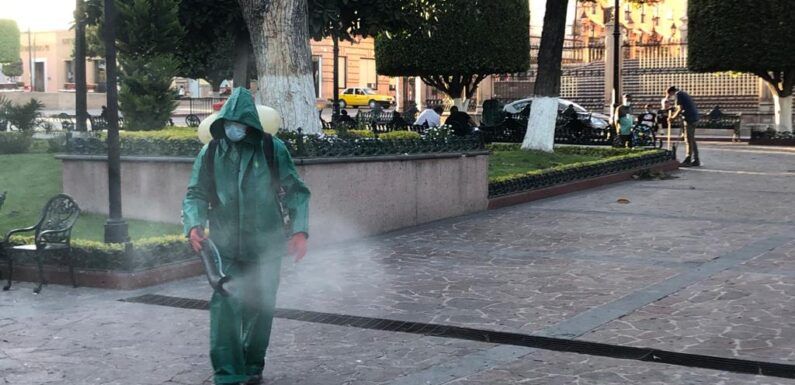 Continúa la sanitización de espacios públicos por parte de Ecología