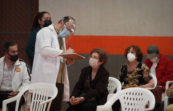 Arranca vacunación de adultos mayores contra COVID-19 en la Región Altos y La Ciénega