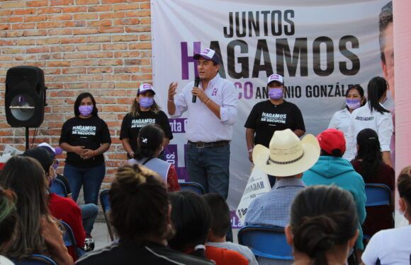 Marco González visita las colonias Cuesta Blanca, Colinas del Valle y el Tepetate