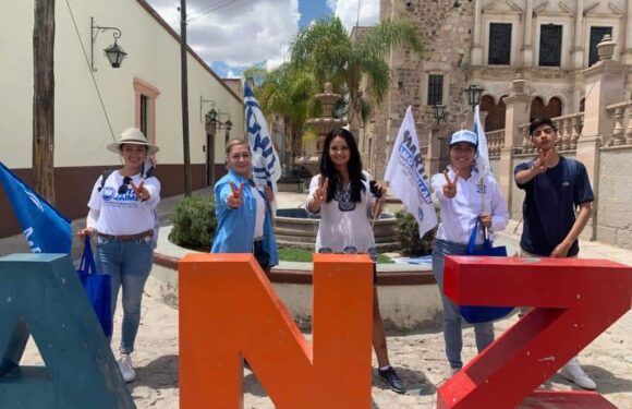 Martha Romo Cuellar visita comunidades de Ojuelos