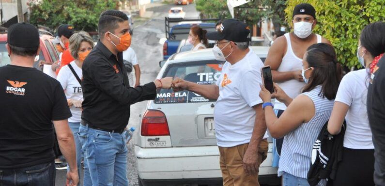 En Lomas del Valle refrendan apoyo a Tecutli Gómez