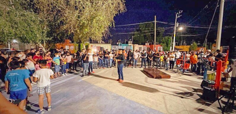 Tecutli Gómez visita Laureles del Campanario y Paseos del Sol
