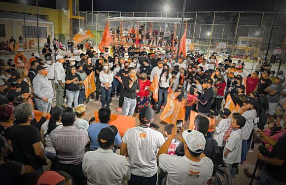 En Cristeros el cambio no se detendrá; Tecutli Gómez visita la popular colonia