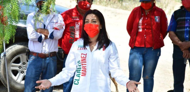 Se compromete Clara Martinez a gestionar una nueva clínica del IMSS