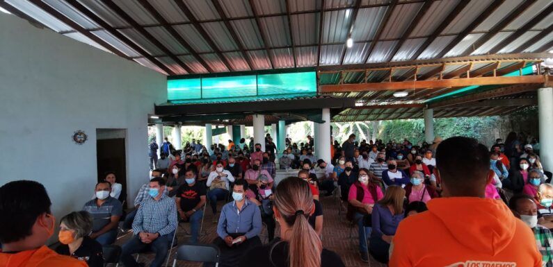Gestionar la reconstrucción de escuelas en la región, el compromiso de Marcela Padilla