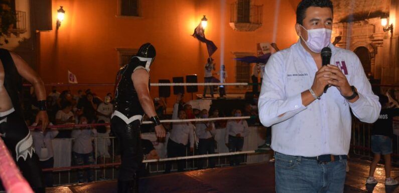 Cierra campaña Marco Antonio González