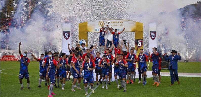 Reconoce Enrique Alfaro al Tepatitlán FC, Campeón de Campeones de la Liga Expansión MX