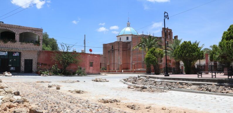 continúan los trabajos  en calles de Estación San Juan