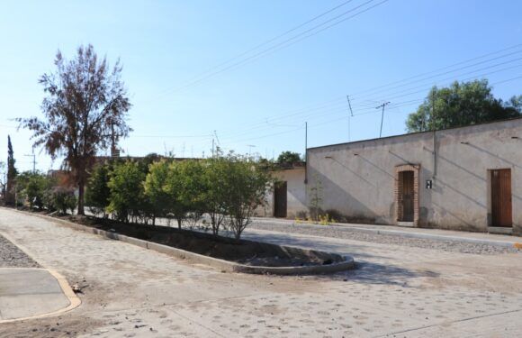 Están por concluir obras de remodelación en calles de la Delegación de El Tecuán