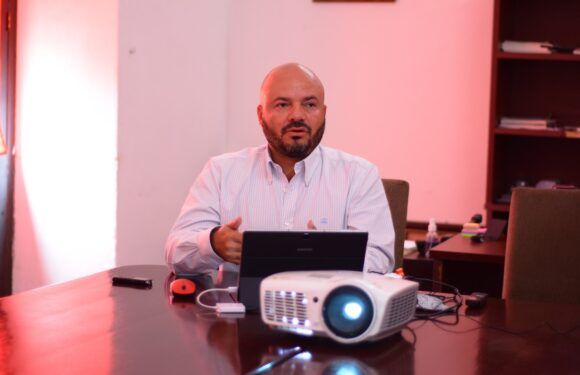 Presentan página web de Desarrollo Económico