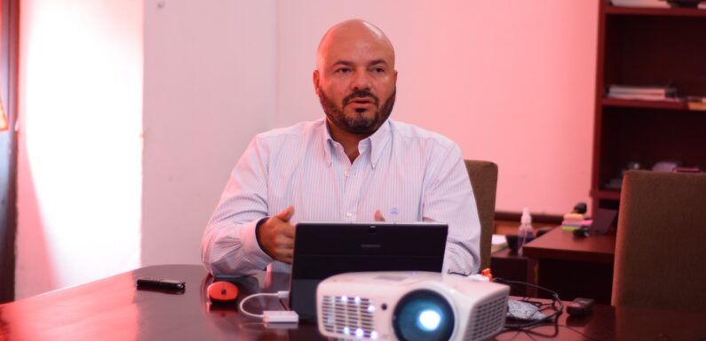 Presentan página web de Desarrollo Económico