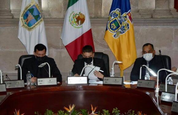 Con macro proyectos de reconstrucción y obras en colonias y comunidades, Tecutli Gómez entrega su Tercer Informe de Gobierno
