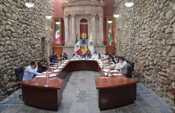 Rehabilitarán calles de las colonias El Carmen y Barrio Bajo de Moya