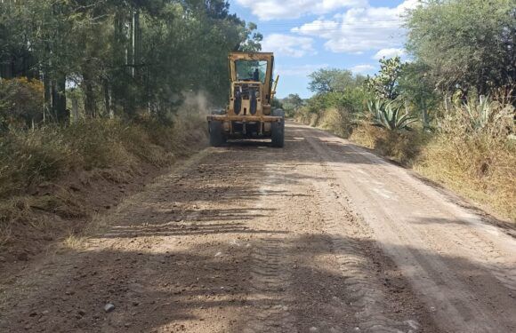Comunidad de Casas Blancas ya cuenta con nuevos caminos rehabilitados