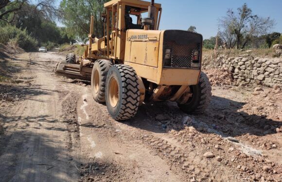Rehabilita Dirección de Obras Públicas camino al Pirulito