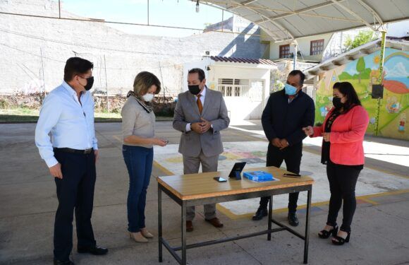 Implementan programa piloto de seguridad en escuelas públicas