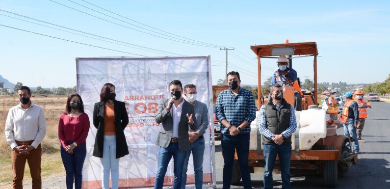 Aranca rehabilitación de la carpeta asfáltica en la salida a San Juan