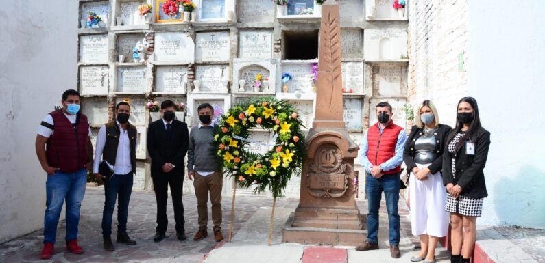 Rinden homenaje al músico laguense Apolonio Moreno en su 72 aniversario luctuoso