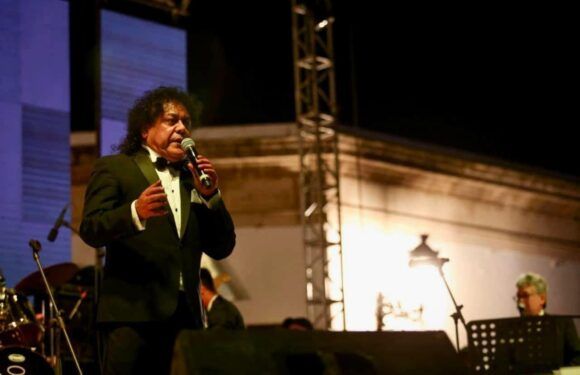 Todo un éxito la presentación de los Ángeles Negros en el Centro Histórico 