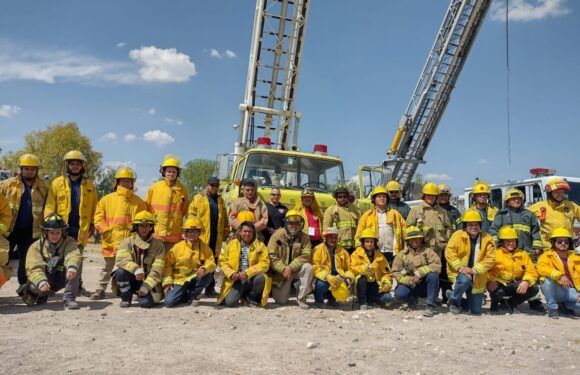 Reciben capacitación elementos de la Unidad Municipal de Protección Civil