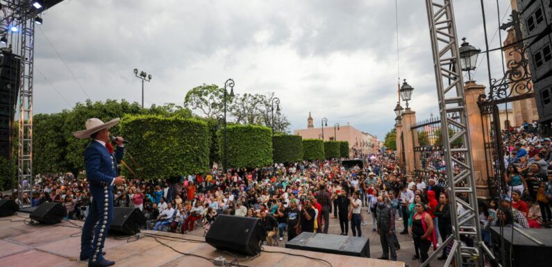 Se presenta con gran éxito José Julián en “Noches Musicales”