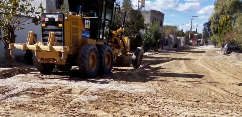 Módulo de Maquinaria rehabilita caminos en la zona Norte del municipio