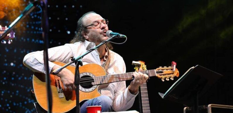 Con gran éxito se presentó Fernando Delgadillo en Noches Musicales en el Centro Histórico