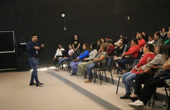 Participa Prevención del Delito en programa “Escuela para padres” de la Preparatoria Regional