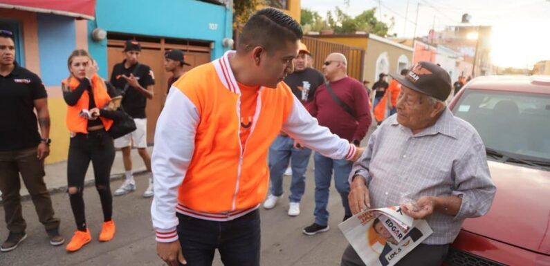 Tecutli Gómez recibe el apoyo de los habitantes del Pueblo de Moya