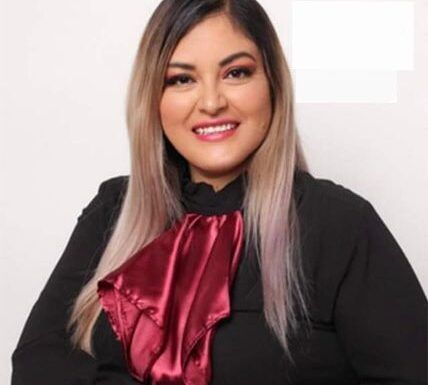 Renuncia regidora de Morena a partido, se declara independiente y se pronuncia a favor de Tecutli Gómez en la Diputación Federal